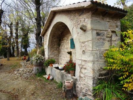 Lavatoio di Casa Gigli (Castellino di Riolunato)