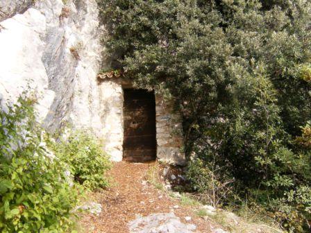 Porta Eremo di San Valentino