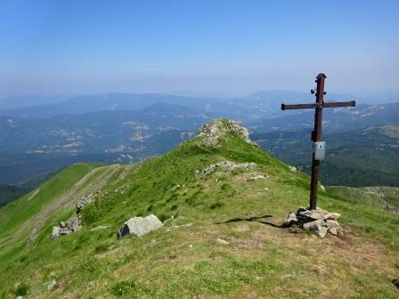 Monte Casarola croce vetta