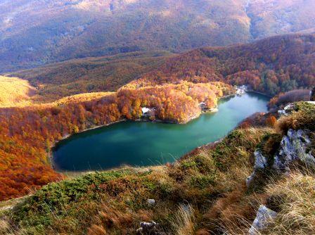 Lago Santo salendo sul Monte Giovo