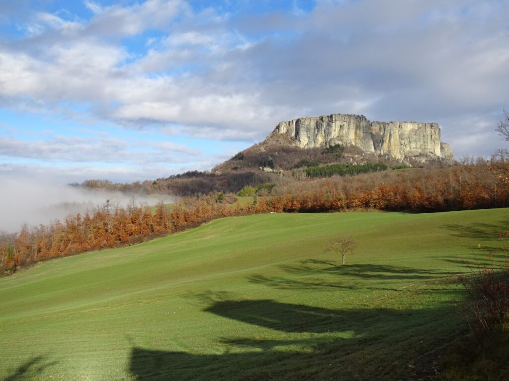 Pietra di Bismantova da Ginepreto