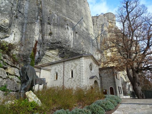 Pietra di Bismantova Eremo